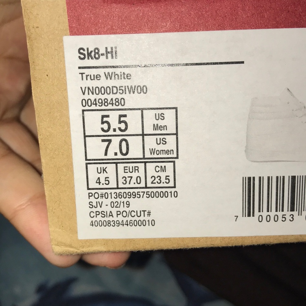 white high-top vans . - Picture 2 of 2